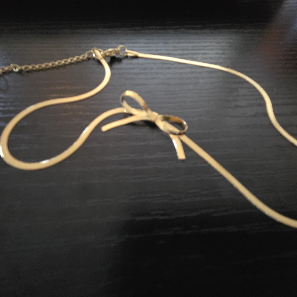 Unique 18K Gold Plated Stainless Steel Bow Necklace
